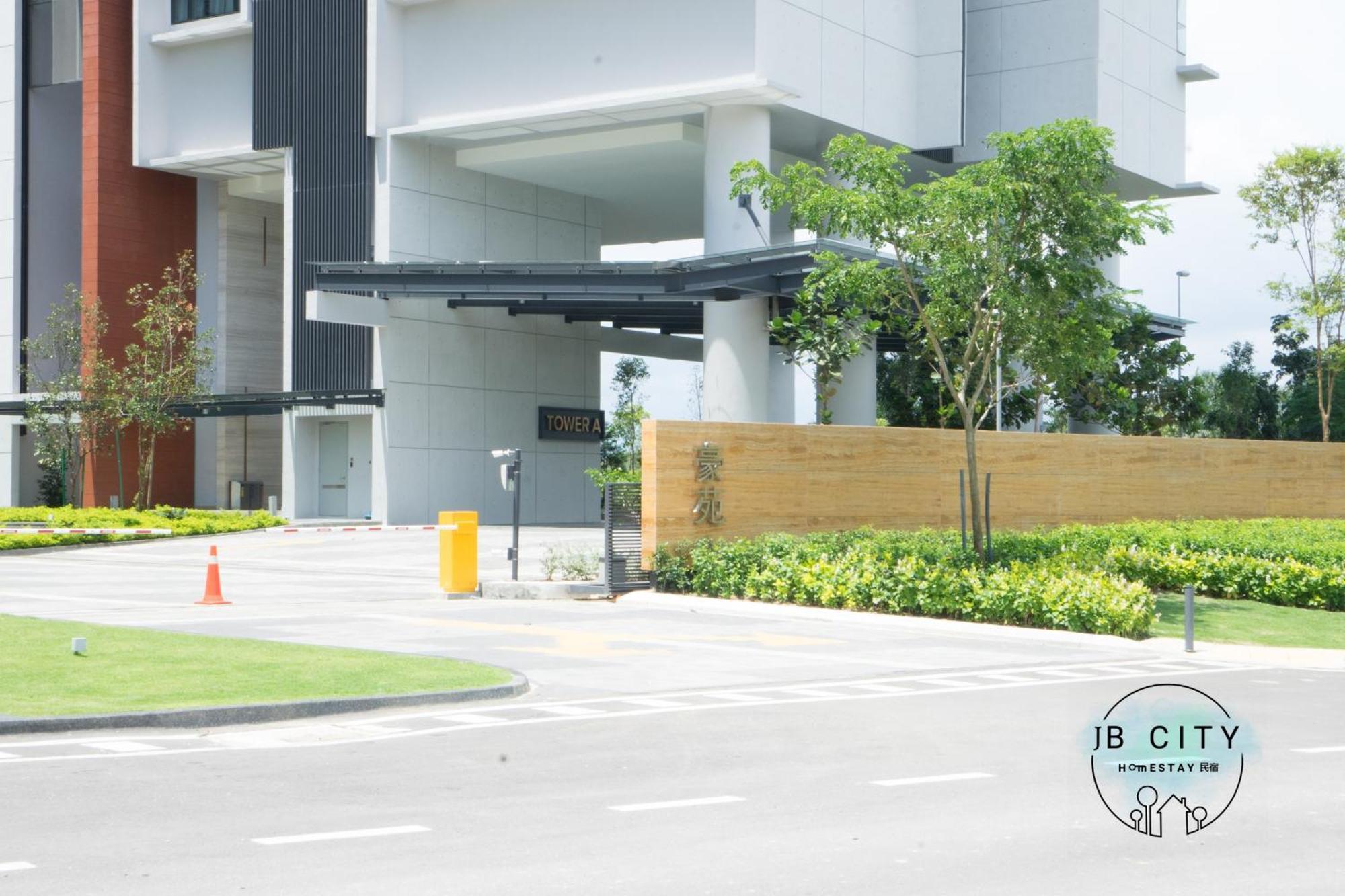 Grand Medini By Rr Jbcity Nusajaya  Bagian luar foto
